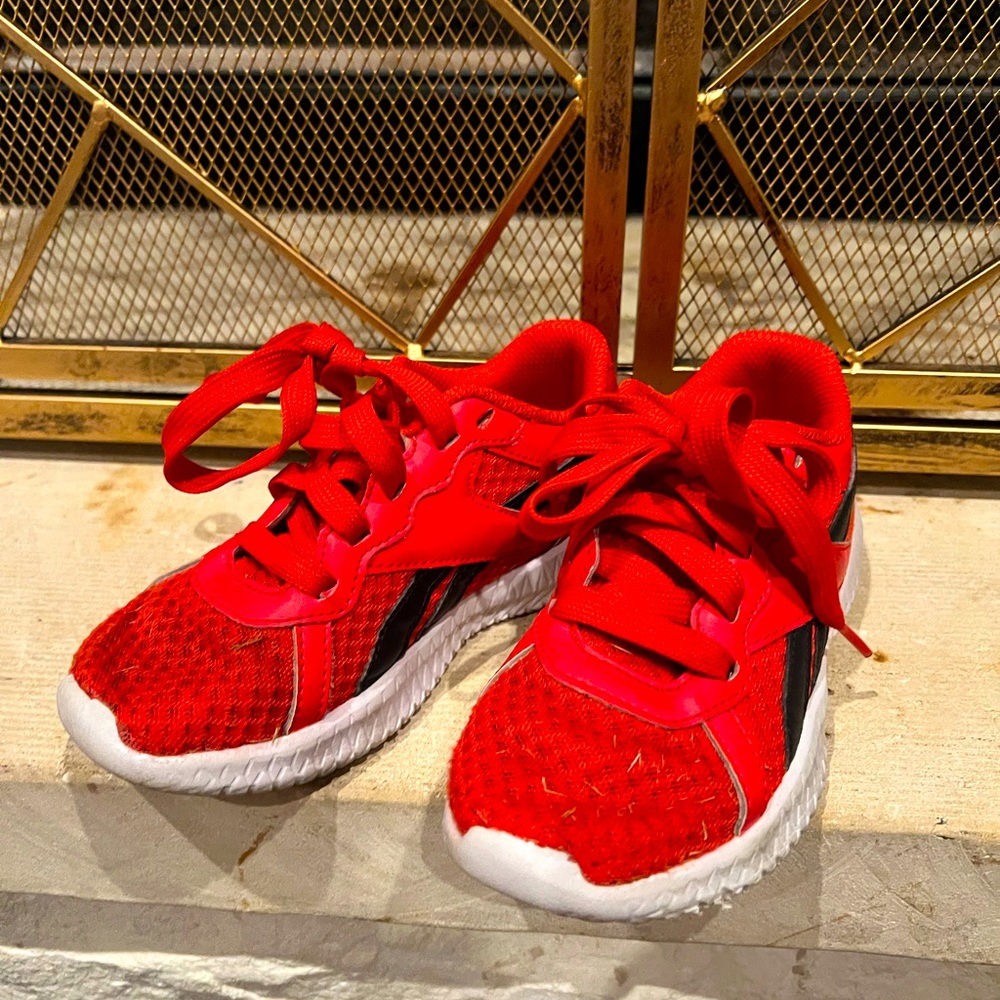 Reebok Kids’ 12.5 Red and Black Cute Sneakers